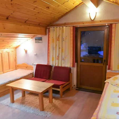 Hadjipopov House 3*